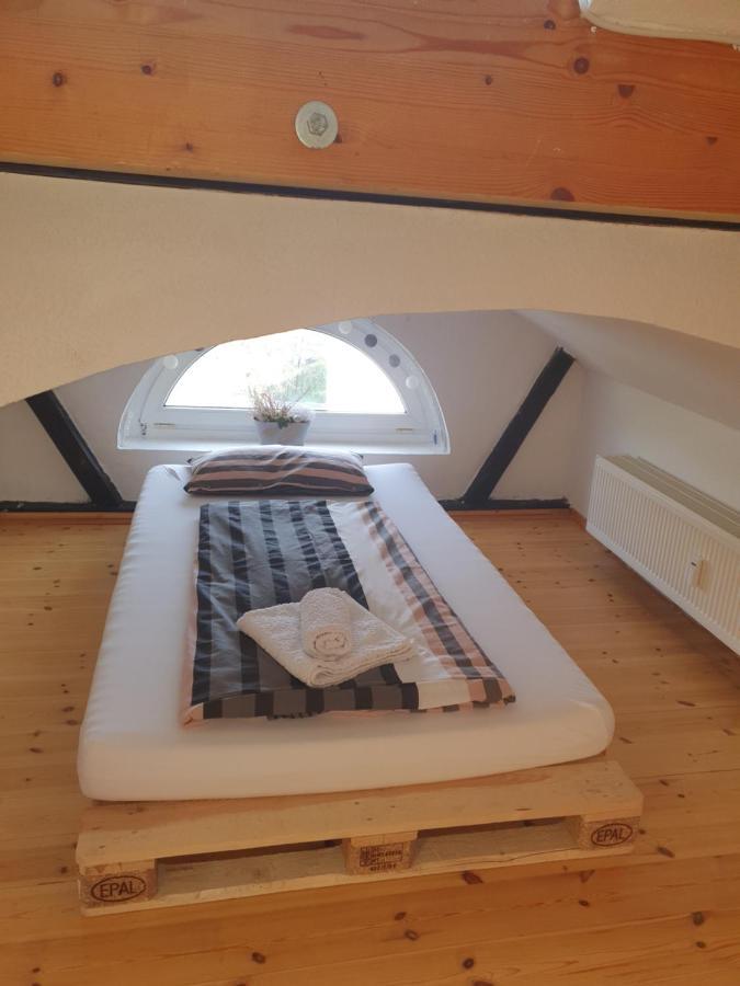 Hotel, Ferienwohnung, Zimmer 巴特德里堡 外观 照片